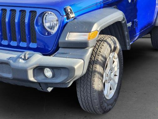 2020 Jeep Wrangler Sport