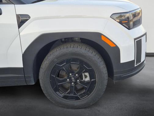 White 2025 Hyundai SANTA FE XRT