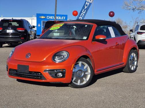 2018 Volkswagen Beetle 2.0T SE