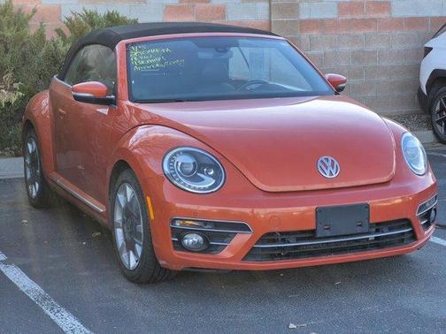 2018 Volkswagen Beetle 2.0T SE