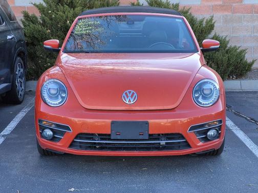 2018 Volkswagen Beetle 2.0T SE