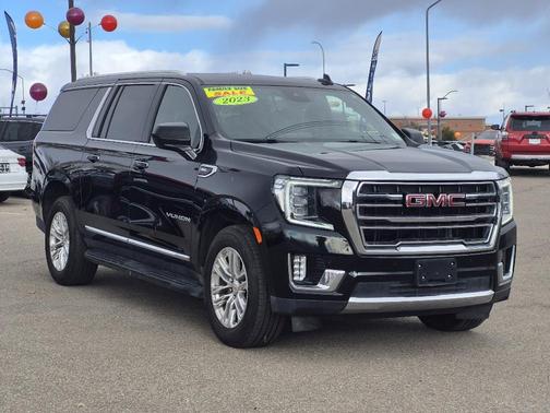 2023 GMC Yukon XL SLT