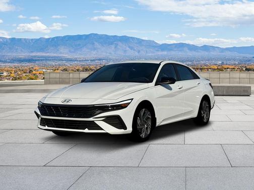 2025 Hyundai ELANTRA HEV SEL Sport