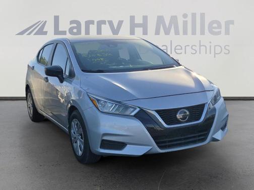 Brilliant Silver Metallic 2021 Nissan Versa S