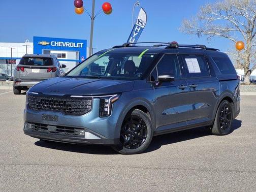 2025 Kia Carnival SX