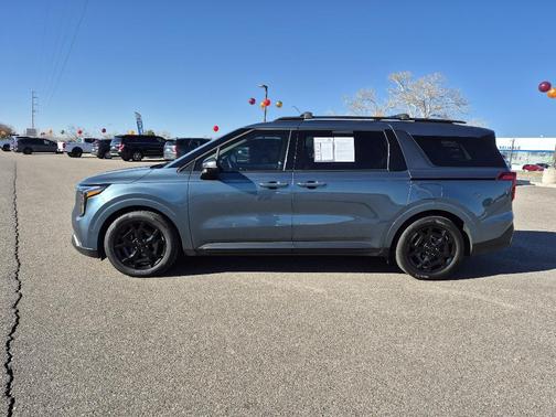 2025 Kia Carnival SX
