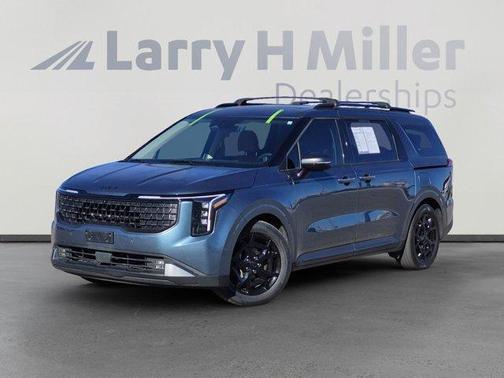 2025 Kia Carnival SX