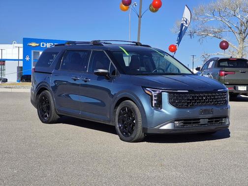 2025 Kia Carnival SX