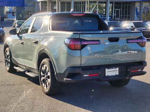2025 Hyundai SANTA CRUZ SEL Activity
