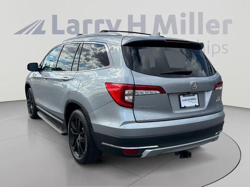 Modern Steel Metallic 2022 Honda Pilot Elite