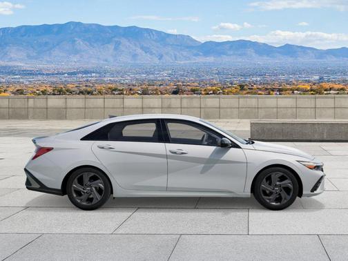 2026 Hyundai ELANTRA SEL
