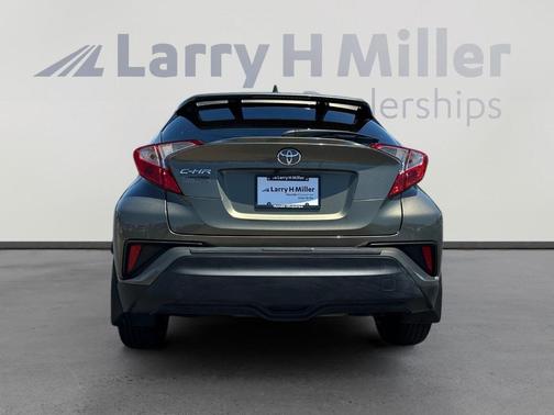 2021 Toyota C-HR LE