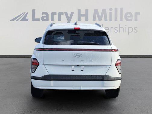 2025 Hyundai KONA EV SEL