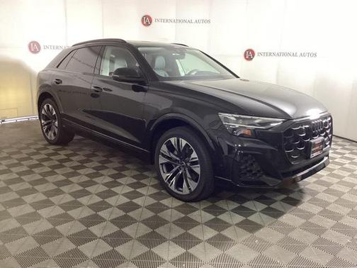 2025 Audi Q8 55 Premium Plus