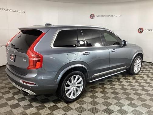 2018 Volvo XC90 T6 Inscription