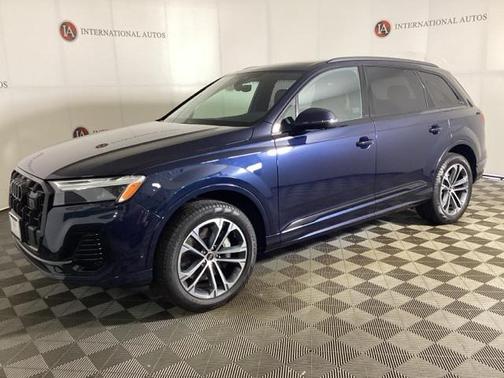 2025 Audi Q7 45 Premium Plus