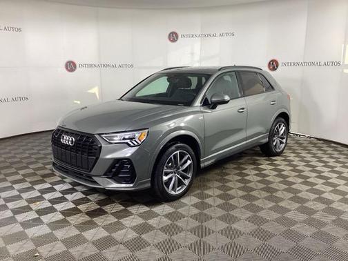 2025 Audi Q3 Premium 45 TFSI S line quattro Tiptronic