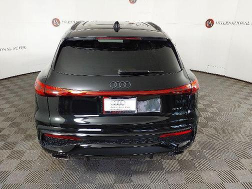 2026 Audi Q5 Premium Plus TFSI quattro S tronic