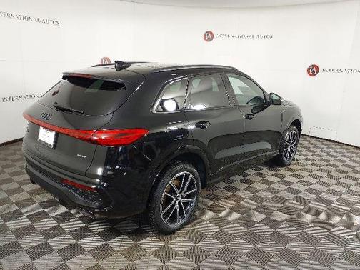 2026 Audi Q5 Premium Plus TFSI quattro S tronic