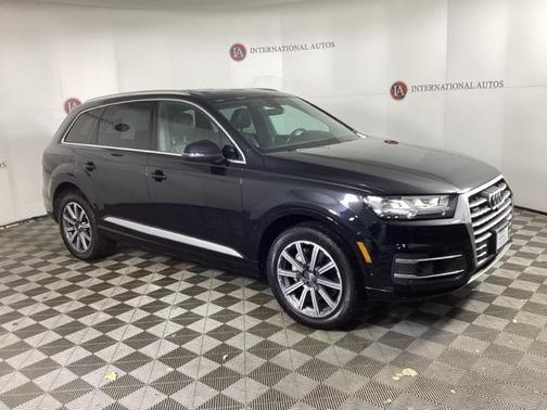 2019 Audi Q7 55 Premium Plus