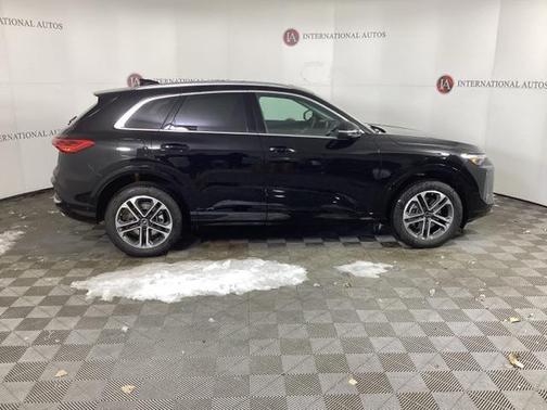 2025 Audi Q5 Premium Plus TFSI quattro S tronic