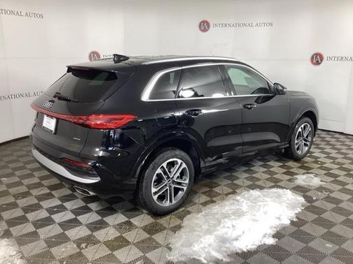 2025 Audi Q5 Premium Plus TFSI quattro S tronic