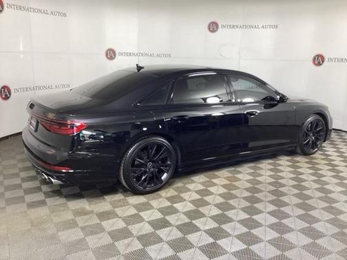 2025 Audi S8 4.0T