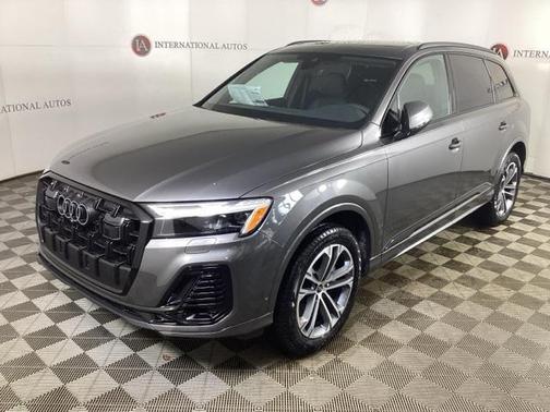 2026 Audi Q7 45 Premium Plus