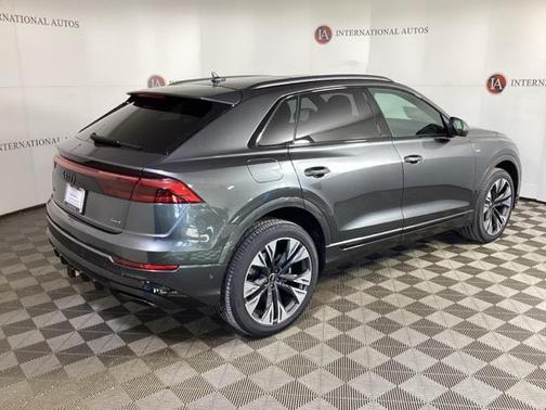 2025 Audi Q8 55 Premium Plus