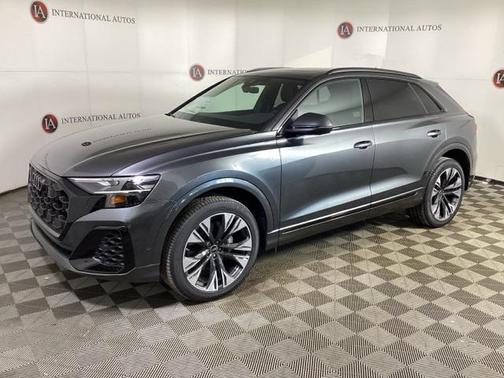 2025 Audi Q8 55 Premium Plus