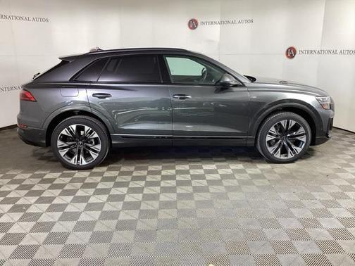 2025 Audi Q8 55 Premium Plus