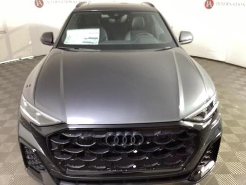 2025 Audi Q8 55 Premium Plus