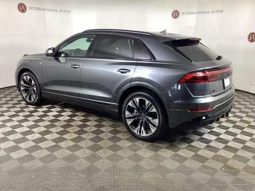 2025 Audi Q8 55 Prestige