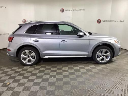 2025 Audi Q5 45 S line Premium Plus