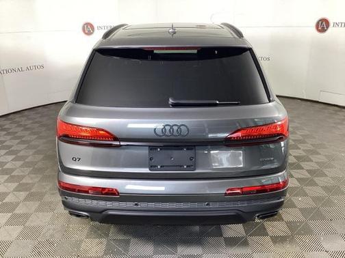 2025 Audi Q7 45 Premium Plus