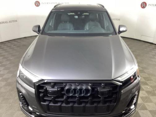2025 Audi Q7 45 Premium Plus