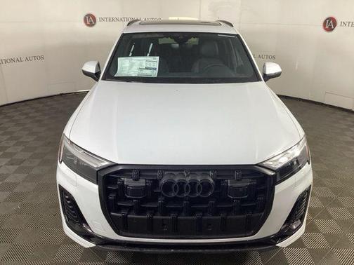 2026 Audi Q7 55 Premium Plus