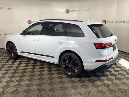 2026 Audi Q7 55 Premium Plus