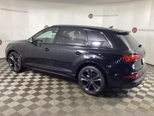 2026 Audi Q7 55 Premium Plus