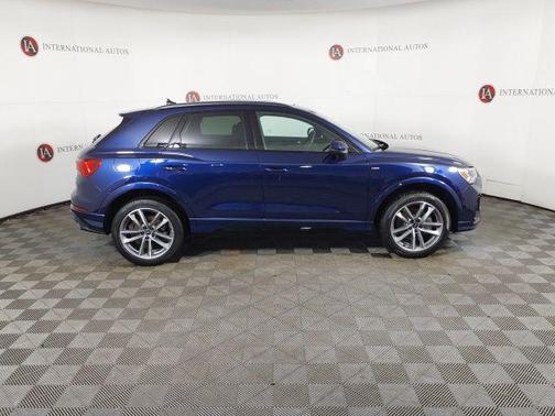 Navarra Blue Metallic 2025 Audi Q3 Premium 45 TFSI S line quattro Tiptronic