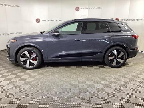 2025 Audi SQ6 e-tron Premium Plus quattro