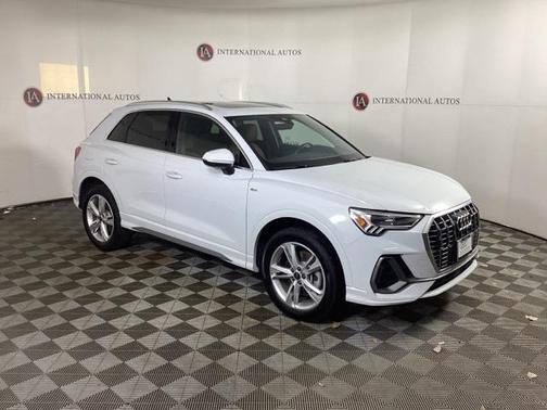 2023 Audi Q3 45 S line Premium Plus