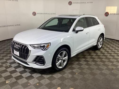 2023 Audi Q3 45 S line Premium Plus