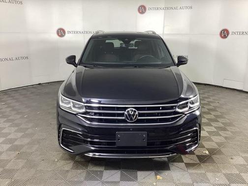 2022 Volkswagen Tiguan 2.0T SEL R-Line 4MOTION