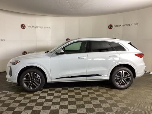 2025 Audi Q5 Premium