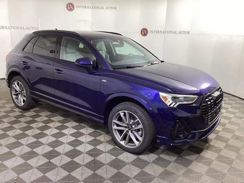 2025 Audi Q3 Premium 45 TFSI S line quattro Tiptronic