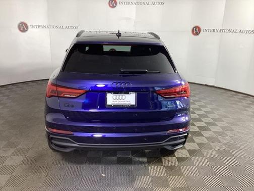 2025 Audi Q3 Premium 45 TFSI S line quattro Tiptronic
