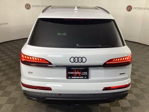 2026 Audi Q7 45 Premium