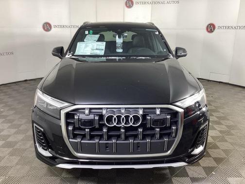 2026 Audi Q7 55 Premium Plus