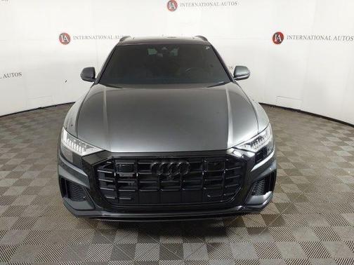 Daytona Gray Pearl Effect 2022 Audi Q8 55 Premium Plus